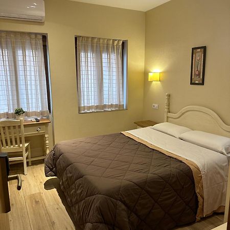 Toledo Plaza Hotel Luaran gambar