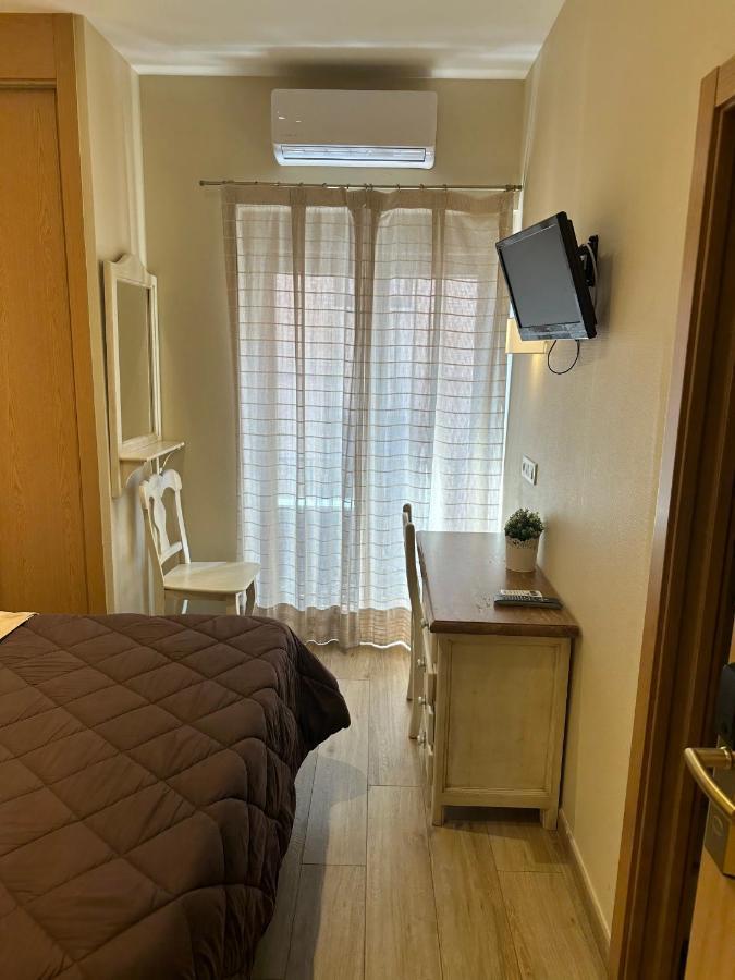Toledo Plaza Hotel Luaran gambar