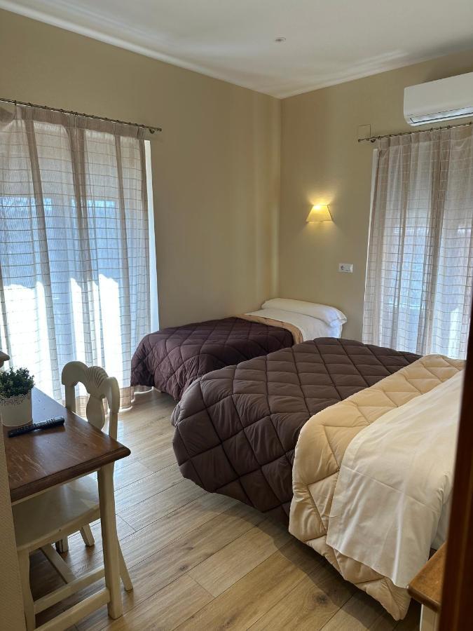 Toledo Plaza Hotel Luaran gambar