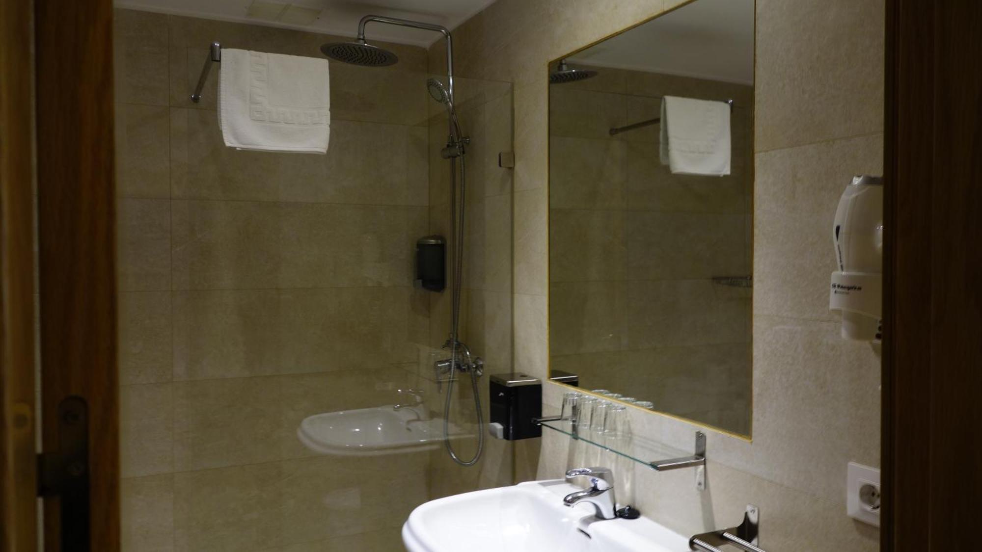 Toledo Plaza Hotel Luaran gambar