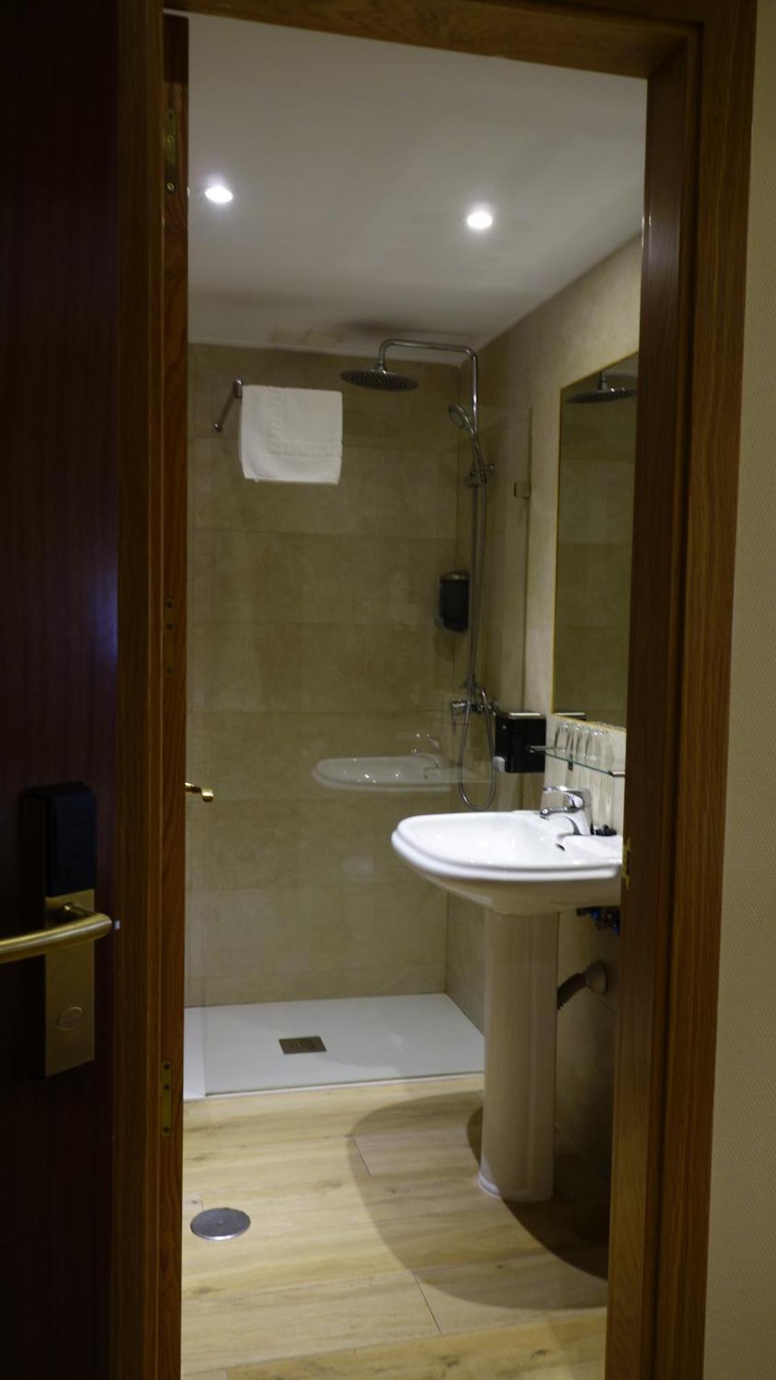 Toledo Plaza Hotel Luaran gambar